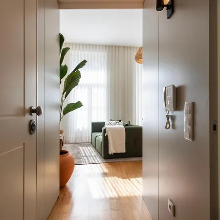 Mouzinho Da Silveira 215 By Lovelystay Porto Exterior photo