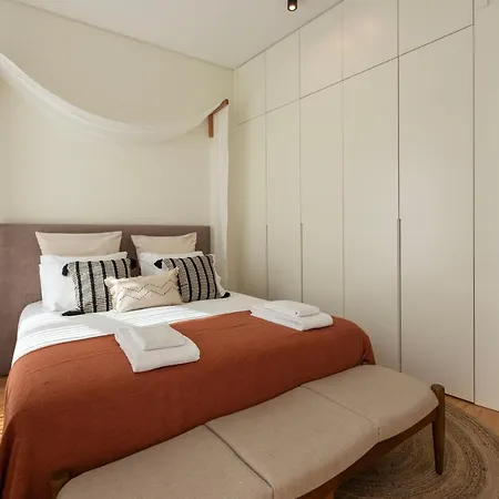 Mouzinho Da Silveira 215 By Lovelystay Porto Exterior photo