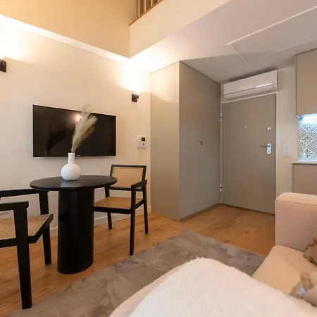 Mouzinho Da Silveira 215 By Lovelystay Porto Exterior photo