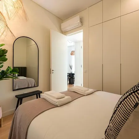 Mouzinho Da Silveira 215 By Lovelystay Porto Exterior photo