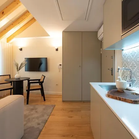Mouzinho Da Silveira 215 By Lovelystay Porto Exterior photo