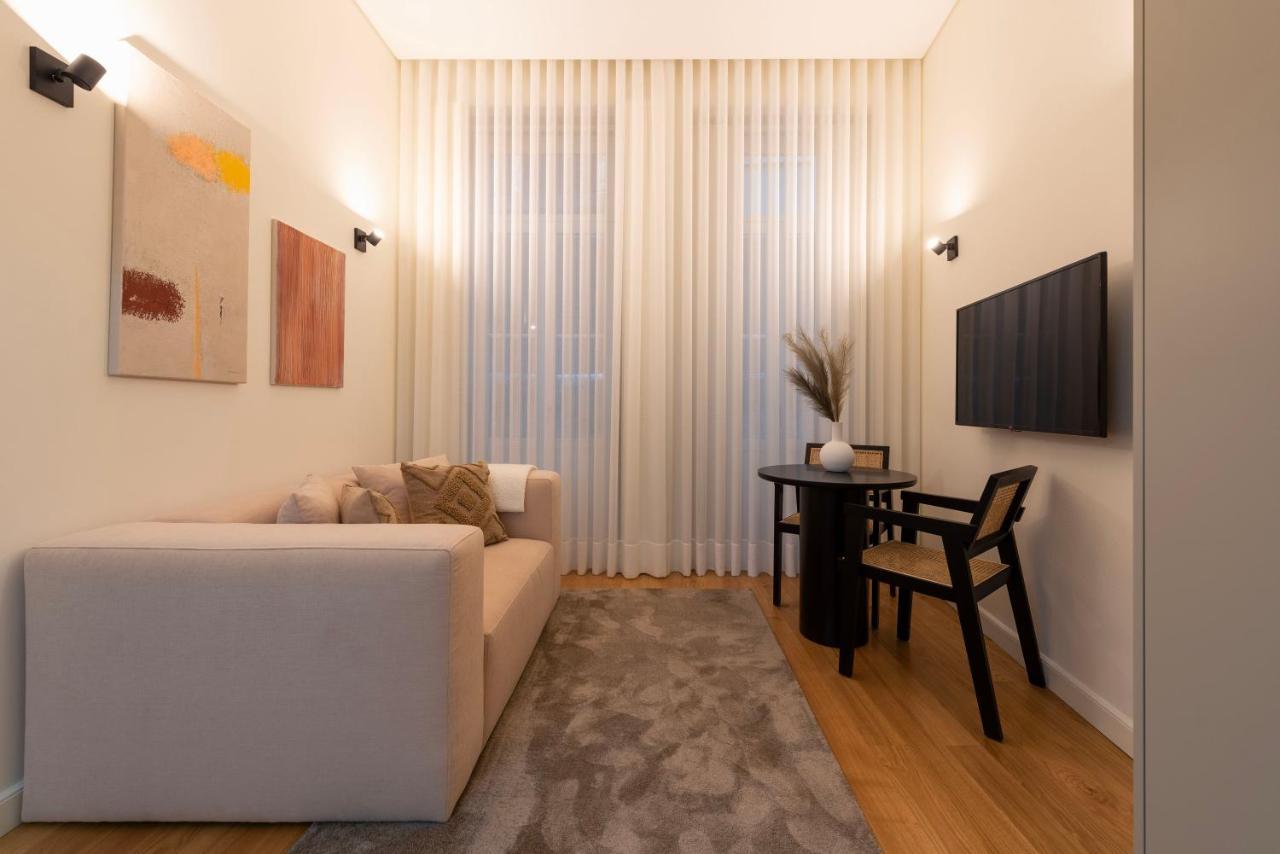 Apartamento Mouzinho Da Silveira 215 By Lovelystay *