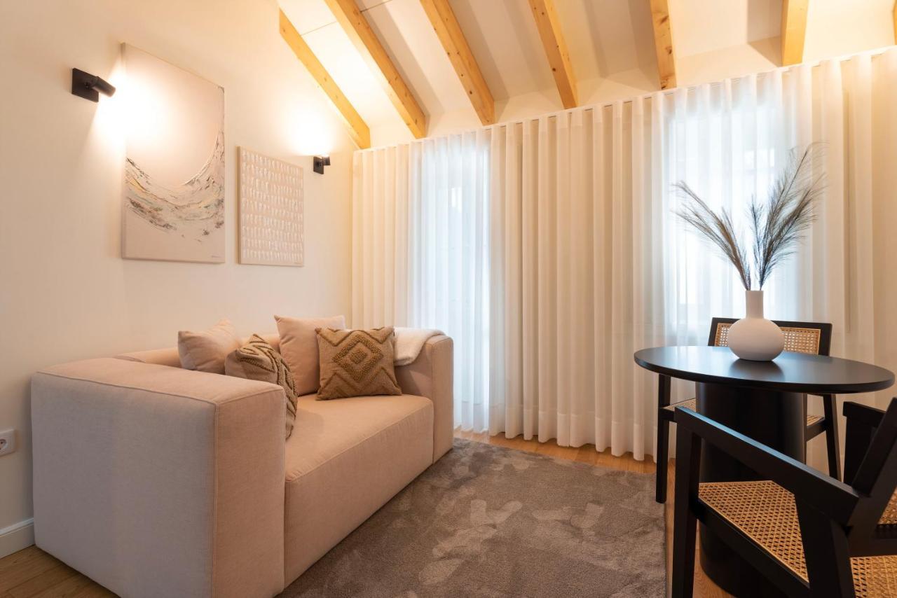 Apartamento Mouzinho Da Silveira 215 By Lovelystay *